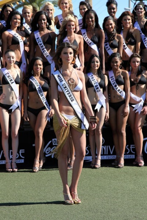 50 Common Beauty Pageant Questions and Answers For Teenagers