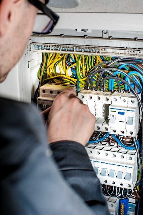 25 Best States For Electricians