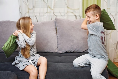 10 Easiest Pranks to Do at Home on Your Sister