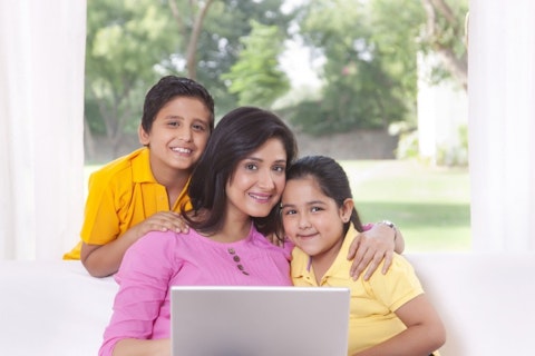10 Best Paying Online Jobs For Indian Moms