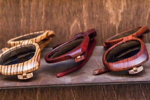 12 Affordable Eco Friendly Clothing Brands in US and Canada