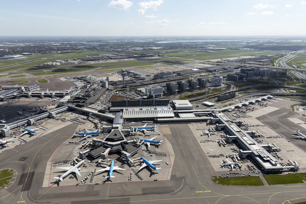 13 Largest Airports in Europe By Area - Insider