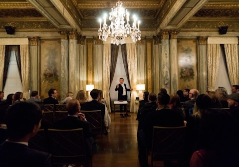 Chamber Magic Steve Cohen Magician Romantic Things To Do in NYC