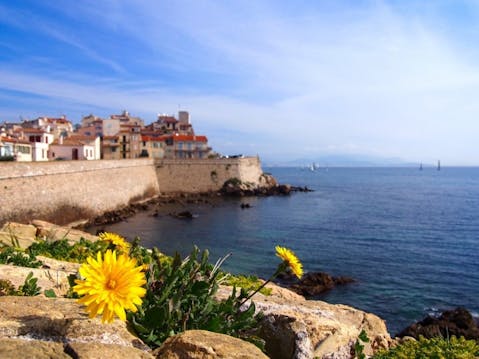 10 Best Places to Retire in France