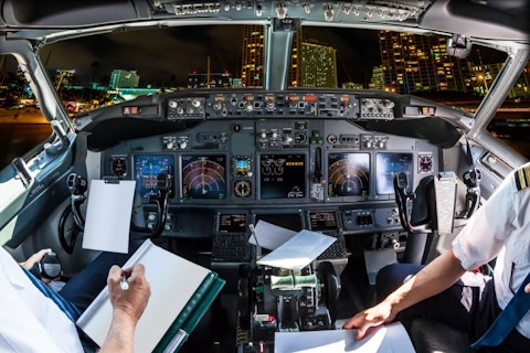 15 Best States For Airline Pilots, Copilots, and Flight Engineers