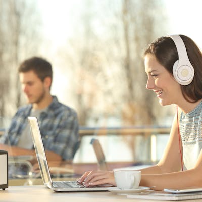 7 Most Promising Education Stocks According to Hedge Funds