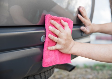 8 Best Cleaning Materials Stocks To Invest In Now