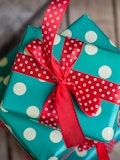 20 Budget-Friendly Corporate Gifts for Employees