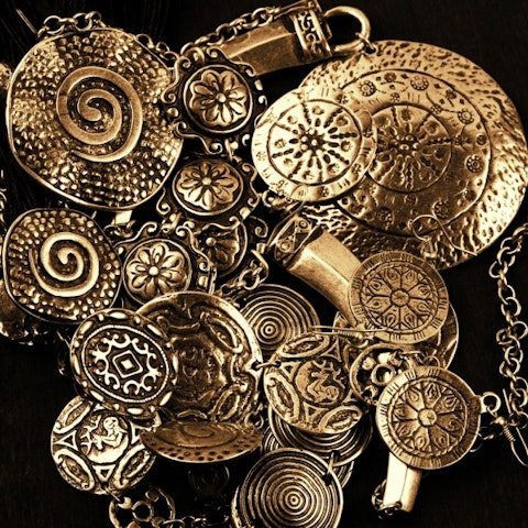 10 Biggest Hidden Treasures Ever Found in the World