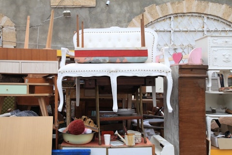 11 Best Selling Products At Flea Markets