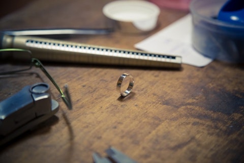 5 Jewelry Making Classes in New York City