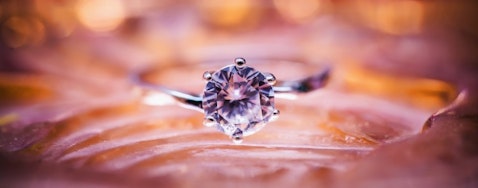 20 Antique Engagement Rings To Buy From Etsy 