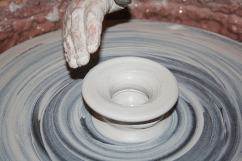 8 Free or Cheap Pottery Classes in NYC