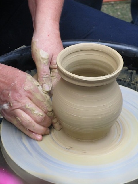 7 Couples Pottery Classes in NYC