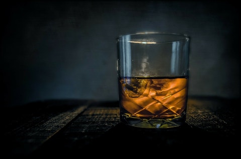 16 Best Inexpensive Whiskeys Under $40 that Don't Taste Cheap
