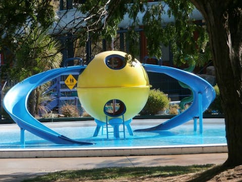 15 Best Indoor and Outdoor Water Parks in and Around New York City