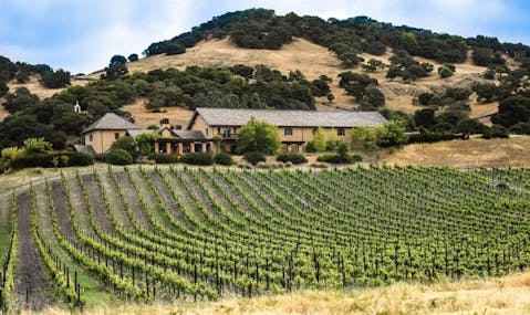 10 Best Vacation Spots for Singles in Their 30's