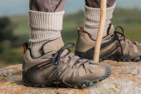 5 Most Cushioned Walking Shoes for Work