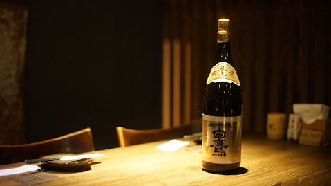 15 Best Japanese Souvenirs You Should Buy in Tokyo