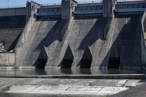 11 Largest Hydroelectric Dams in USA
