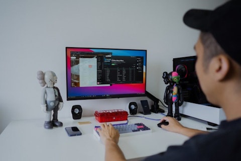 Best Work-From-Home (WFH) Stocks to Buy Now