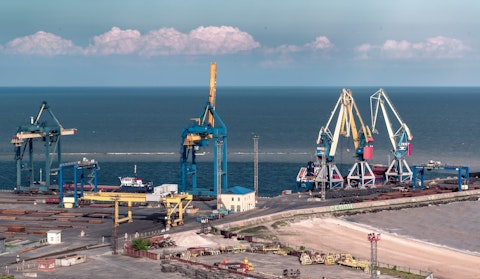 10 Best Crude Oil Stocks To Buy Today