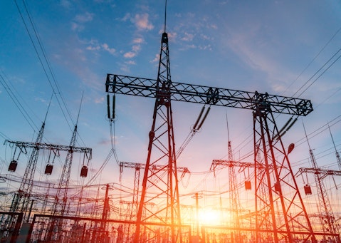 12 Best Energy Stocks to Invest In According to Billionaires