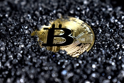 9 Best Bitcoin Mining Stocks to Buy According to Hedge Funds