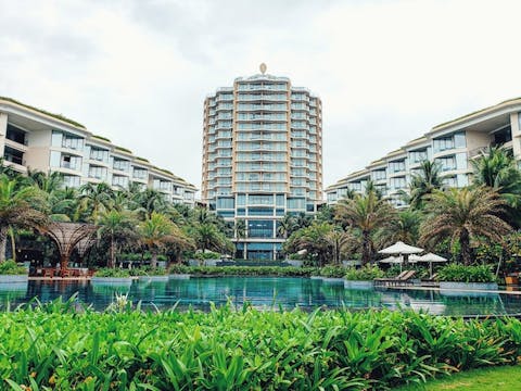 Hotel, Resort, Service