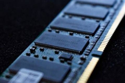 Computer, memory, processor