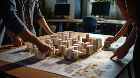 Toll Brothers, Inc. (TOL): Jim Cramer Turns Bullish – Is Toll Brothers a Rate-Cut Winner?