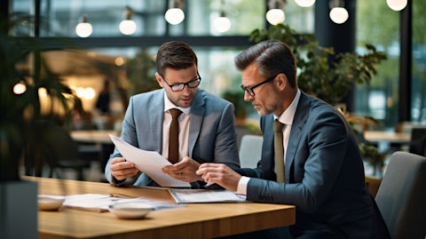 American International Group (AIG) Set to Win – Jim Cramer Calls It a ‘Buy’ Amid Tariff Troubles!