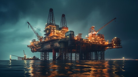 Suncor Energy Inc. (SU): Among Paul Singer’s Latest Portfolio's Top Stock Picks