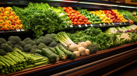 Sprouts Farmers Market (SFM): Jim Cramer Calls It a "Great Quarter," But Momentum Collapse Hits Hard