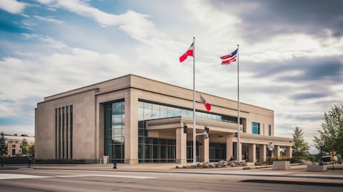 German American Bancorp, Inc. (GABC): Among Small-Cap Stocks Insiders Were Buying in Q1 2025