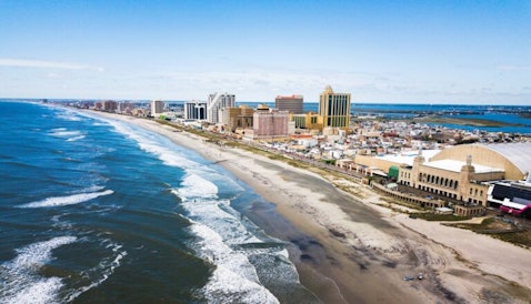 16 Best Beach Towns to Buy a House/Apartment in USA