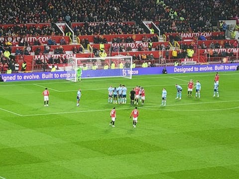 Original Insider Monkey Image of Manchester United Soccer Game