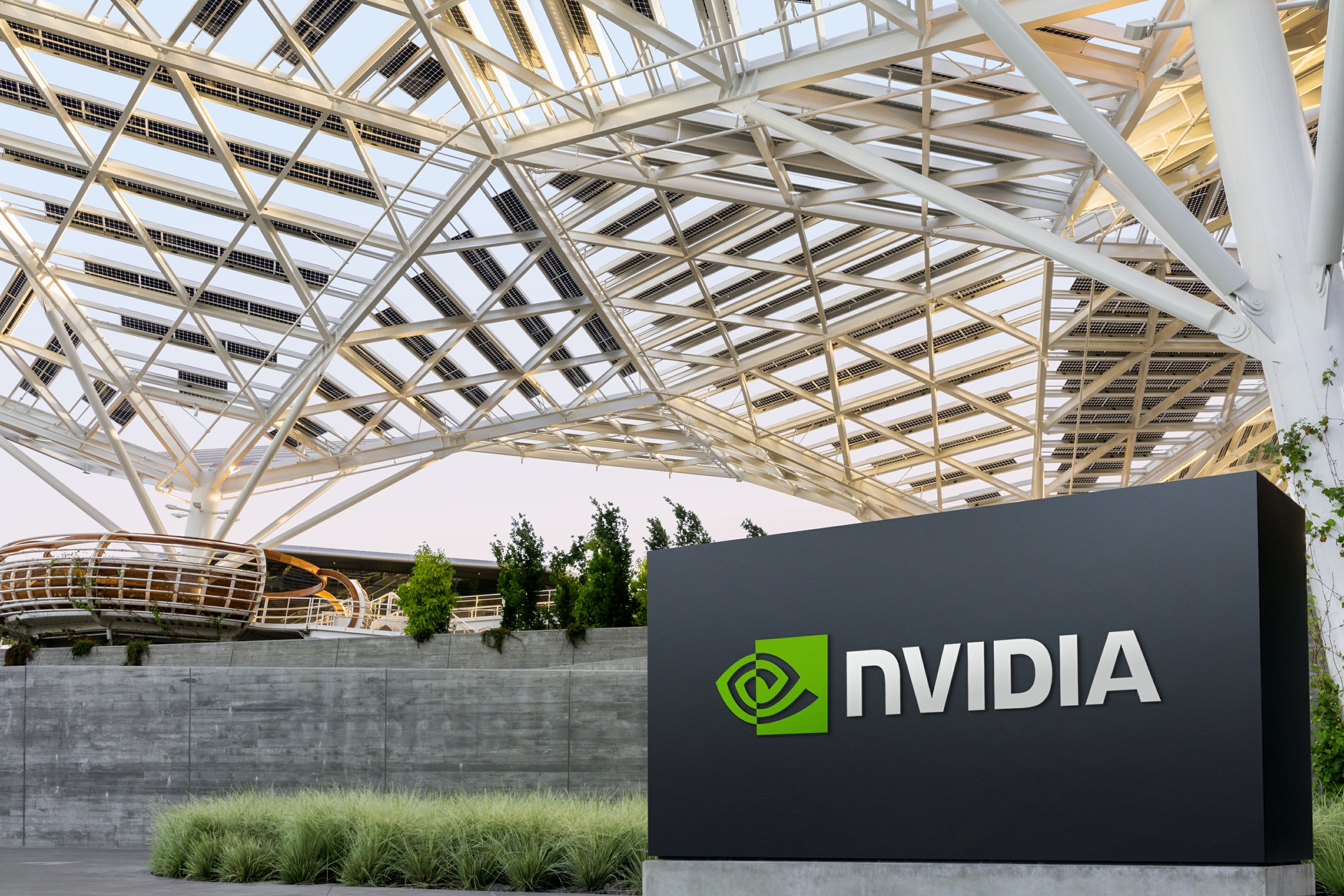 NVIDIA (NVDA) Still a Strong AI Bet Amid Market Volatility, Says Bernstein