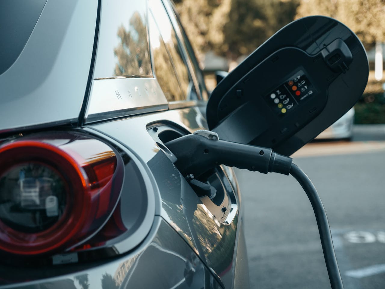 9 Best EV Charging Stocks to Buy Now