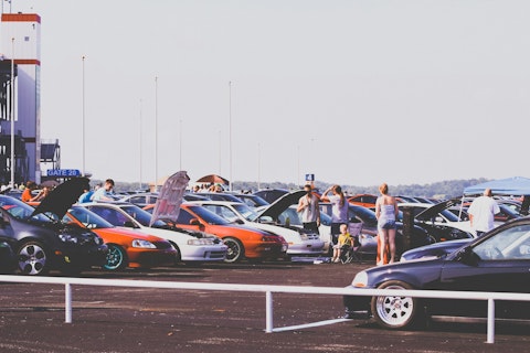 10 Best Used Car Stocks To Buy According to Hedge Funds