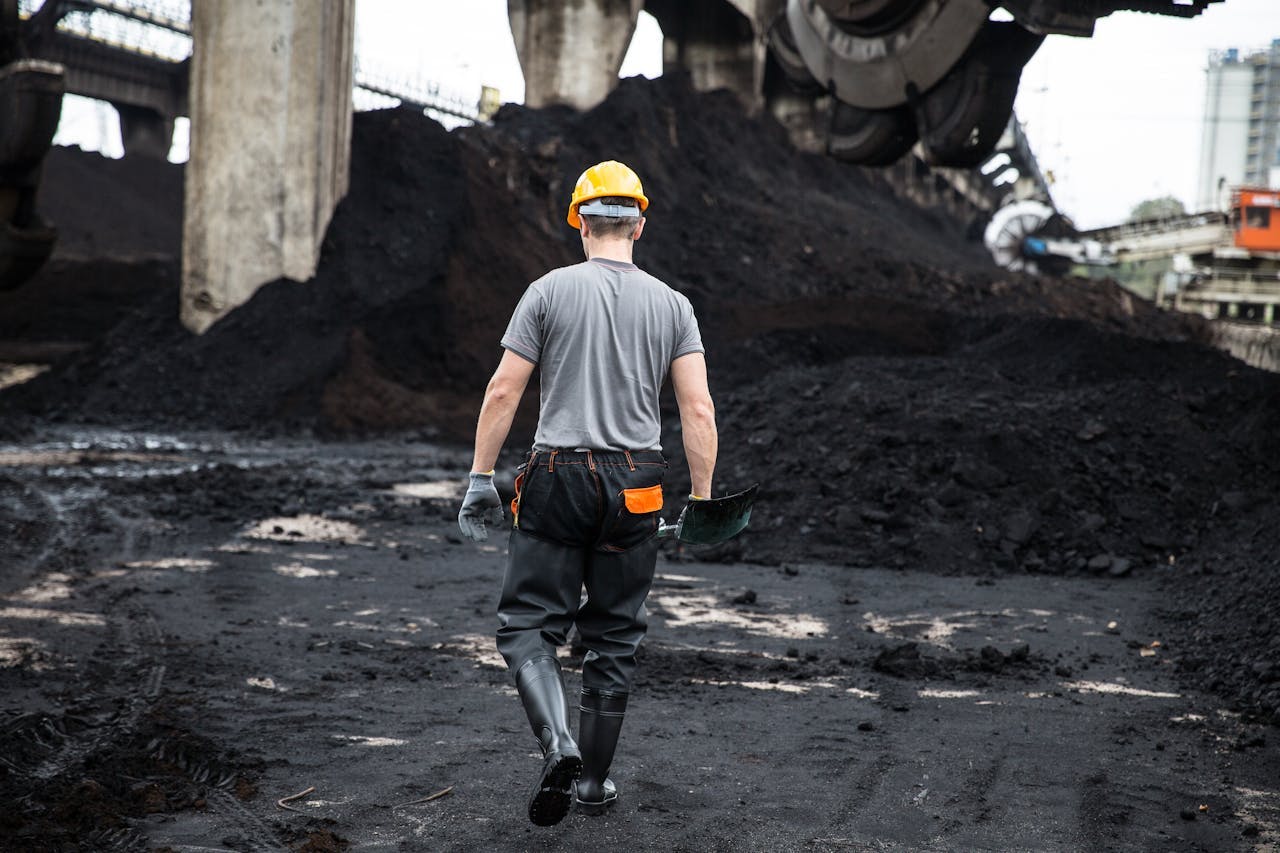11 Best Coal Mining Stocks to Buy Right Now